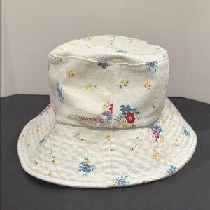Billabong x Wrangler Floral Summery Bucket Hat